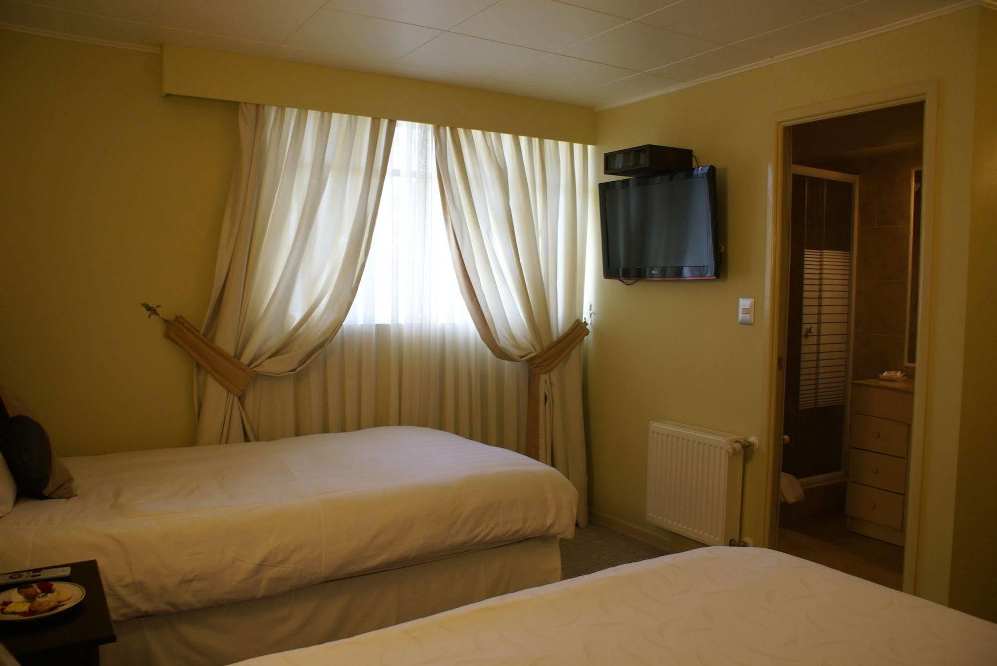 Hotel Baviera パラル エクステリア 写真